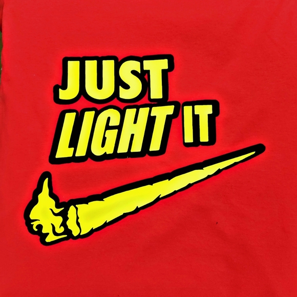 T shirt - Picture 1 of 2